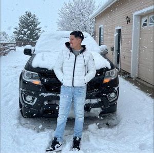 Meet your Posher, Jared